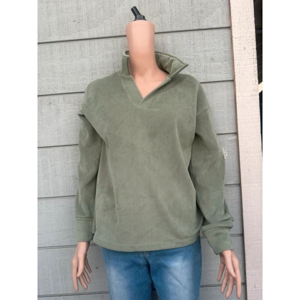 Women’s mondetta sage green ribbed pull over sweater size small